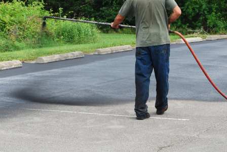 Asphalt sealcoating by MJL Asphalt & Chip Seal LLC